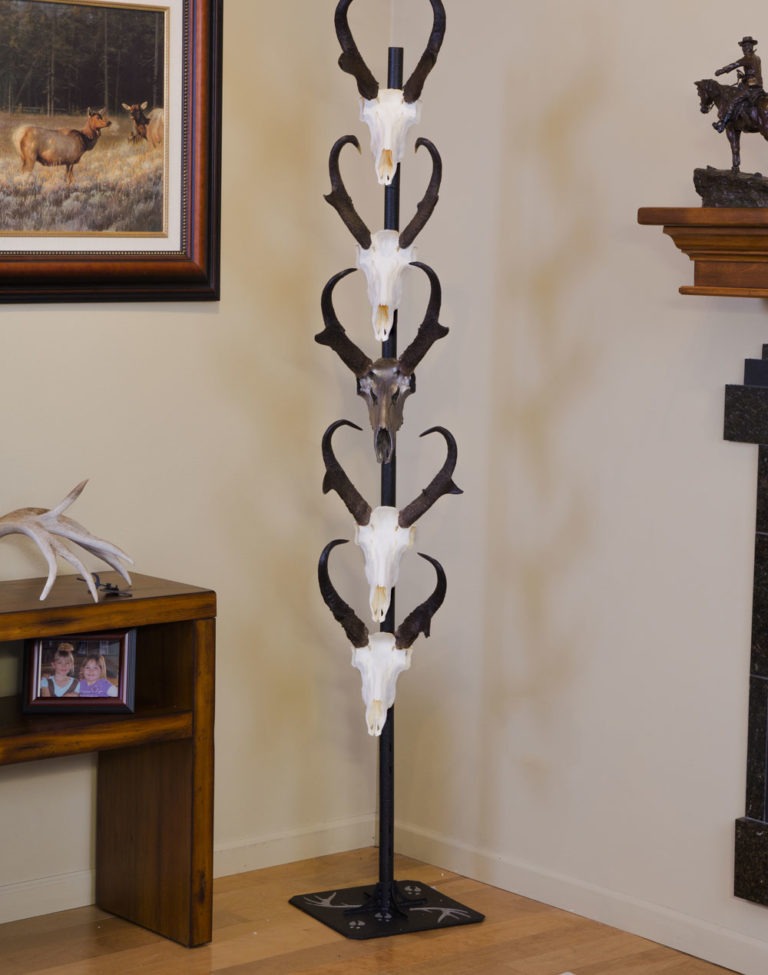 Trophy Tree Pole Extension Skull Hooker